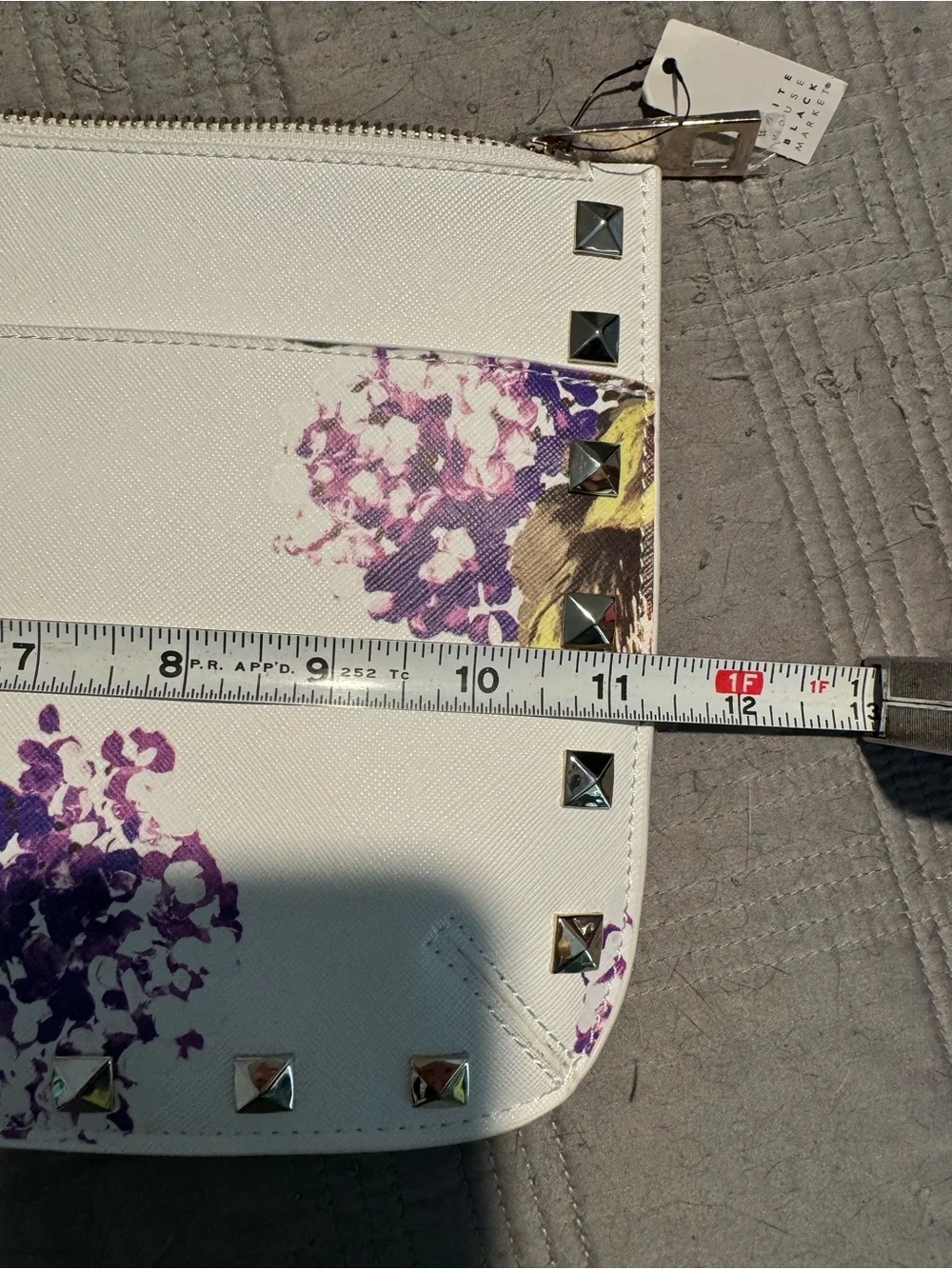 White House Black Market White Floral Studded Wristlet NWT - Picture 10 of 10